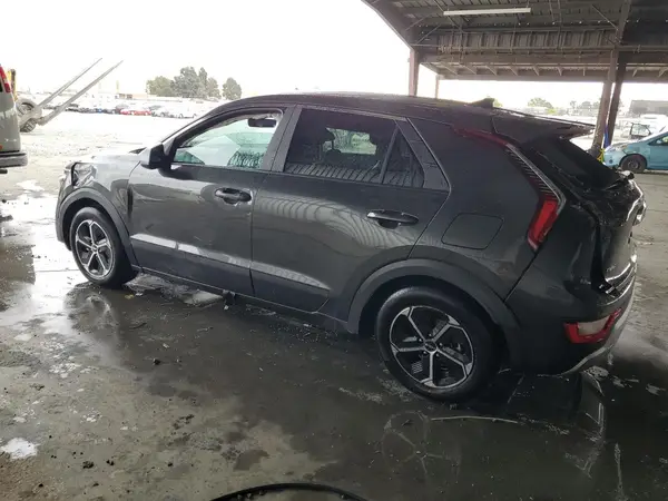 KNDCP3LE4T5316851 2026 KIA NIRO - Image 2