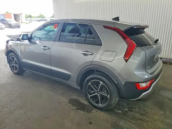 KNDCP3LE4T5319054 2026 KIA NIRO - Image 2