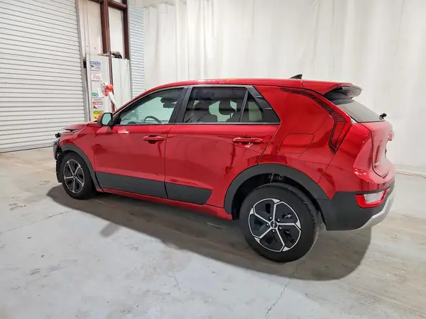 KNDCP3LE4T5323377 2026 KIA NIRO - Image 2