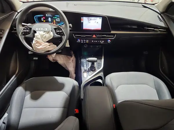 KNDCP3LE4T5323377 2026 KIA NIRO - Image 8