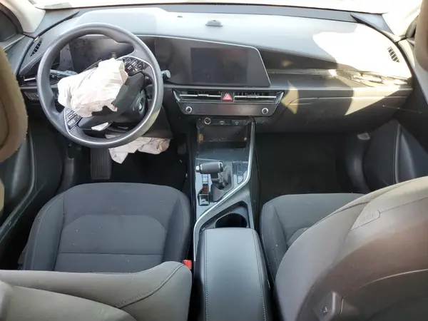 KNDCP3LE5P5064808 2023 KIA NIRO - Image 8