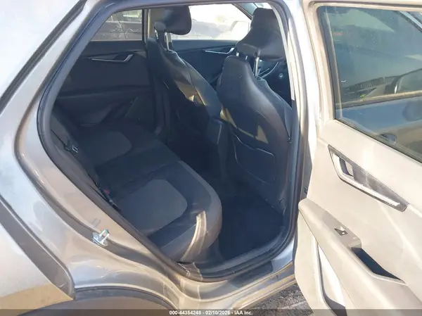 KNDCP3LE5P5082273 2023 KIA NIRO - Image 8