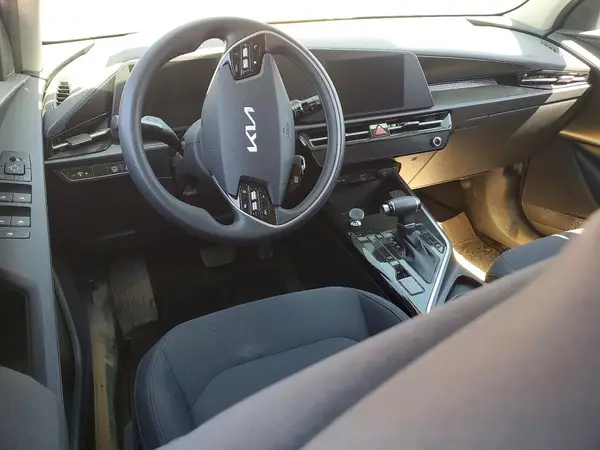 KNDCP3LE5P5091149 2023 KIA NIRO - Image 8