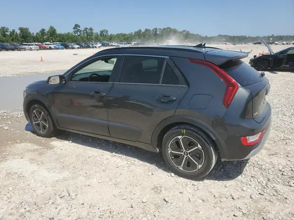 KNDCP3LE5P5096285 2023 KIA NIRO - Image 2
