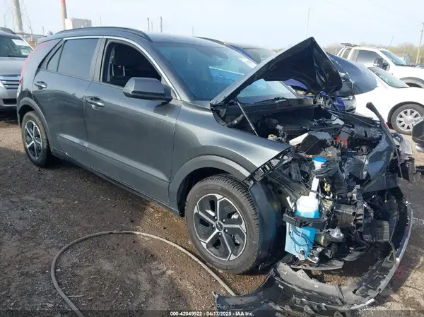 KNDCP3LE5P5110167 2023 KIA NIRO - Image 1