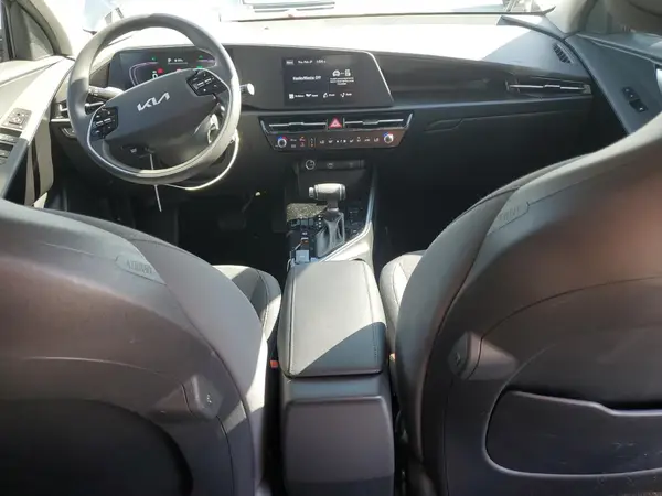 KNDCP3LE5R5162563 2024 KIA NIRO - Image 8
