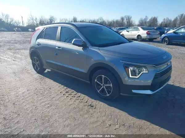 KNDCP3LE5S5232035 2025 KIA NIRO - Image 1