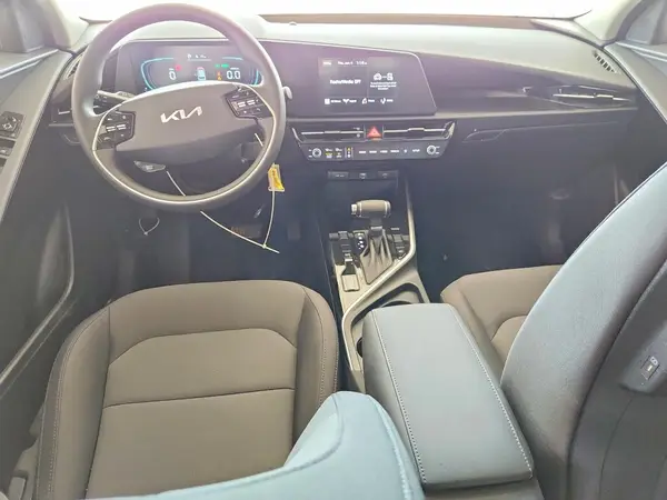 KNDCP3LE5T5321847 2026 KIA NIRO - Image 8