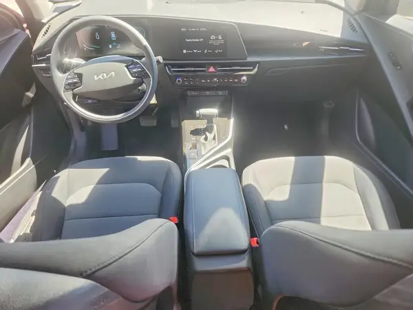 KNDCP3LE5T5327311 2026 KIA NIRO - Image 8