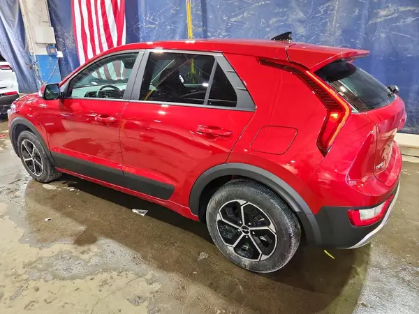 KNDCP3LE5T5327924 2026 KIA NIRO - Image 2