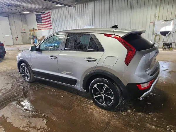 KNDCP3LE5T5332590 2026 KIA NIRO - Image 2