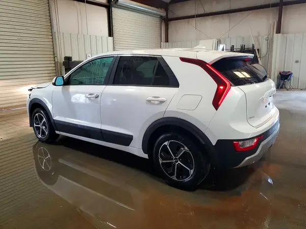 KNDCP3LE5T5347834 2026 KIA NIRO - Image 2