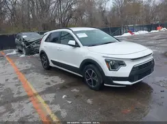 KNDCP3LE6P5088857 2023 KIA NIRO