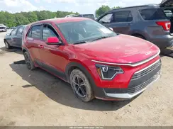 KNDCP3LE6P5094092 2023 KIA NIRO