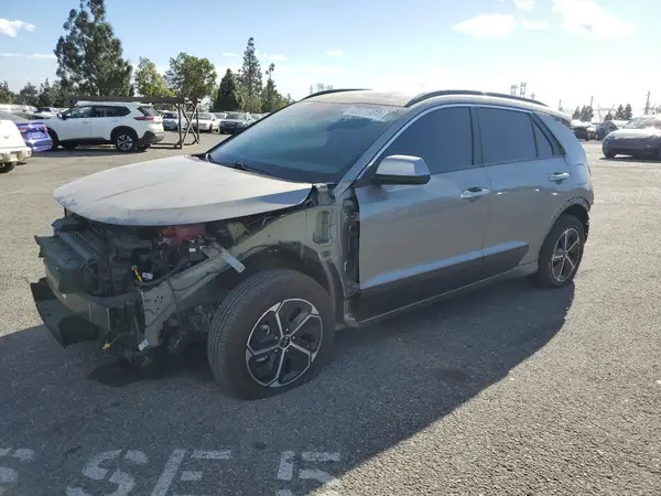 KNDCP3LE6R5122153 2024 KIA NIRO - Image 1