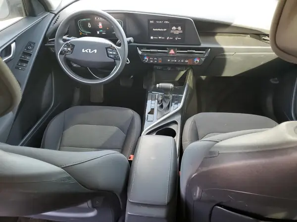 KNDCP3LE6R5122153 2024 KIA NIRO - Image 8