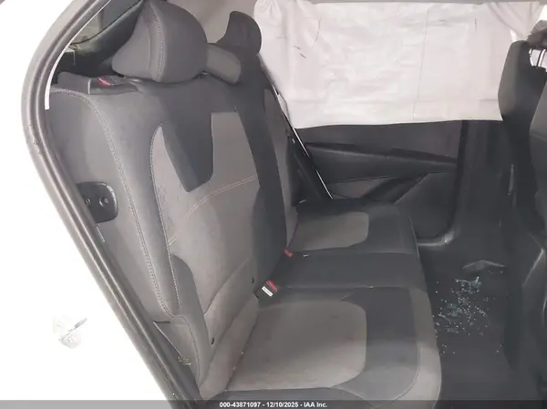 KNDCP3LE6R5155671 2024 KIA NIRO - Image 8