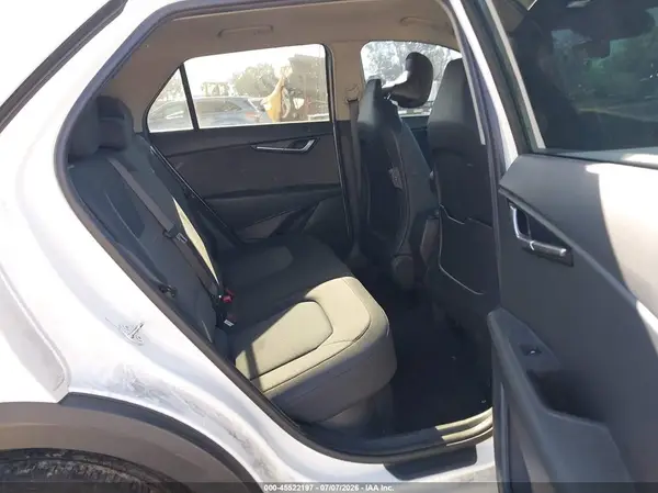 KNDCP3LE6R5165133 2024 KIA NIRO - Image 8