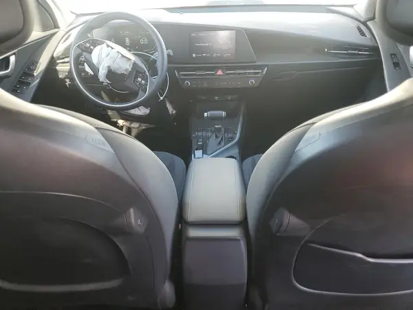 KNDCP3LE6R5184247 2024 KIA NIRO - Image 8