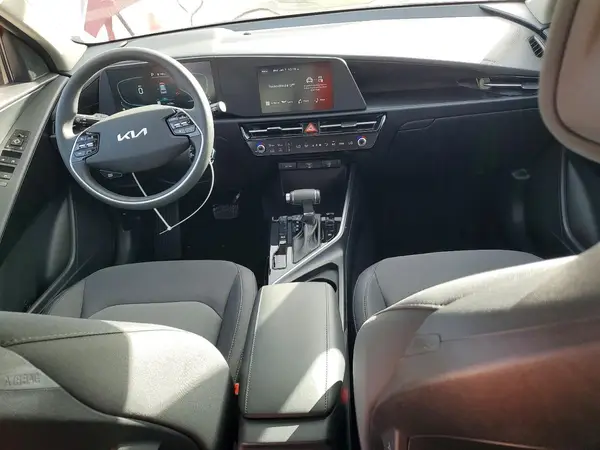 KNDCP3LE6R5184507 2024 KIA NIRO - Image 8