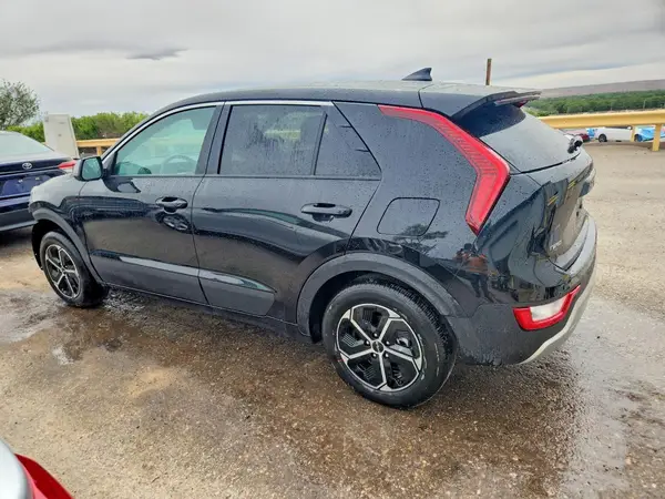 KNDCP3LE6T5341721 2026 KIA NIRO - Image 2