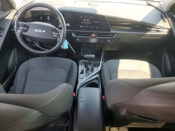 KNDCP3LE7P5082761 2023 KIA NIRO - Image 8