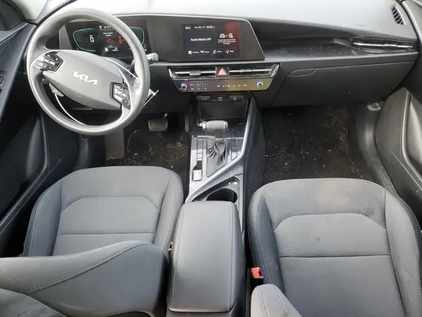 KNDCP3LE7P5100238 2023 KIA NIRO - Image 8