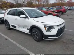 KNDCP3LE7R5129208 2024 KIA NIRO