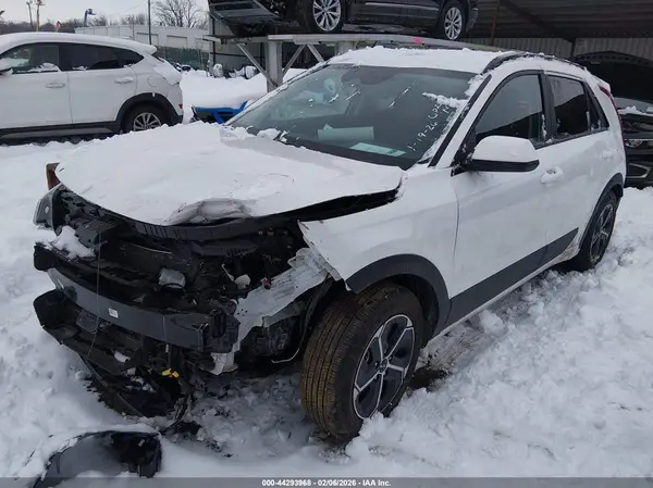 KNDCP3LE7S5259544 2025 KIA NIRO - Image 2