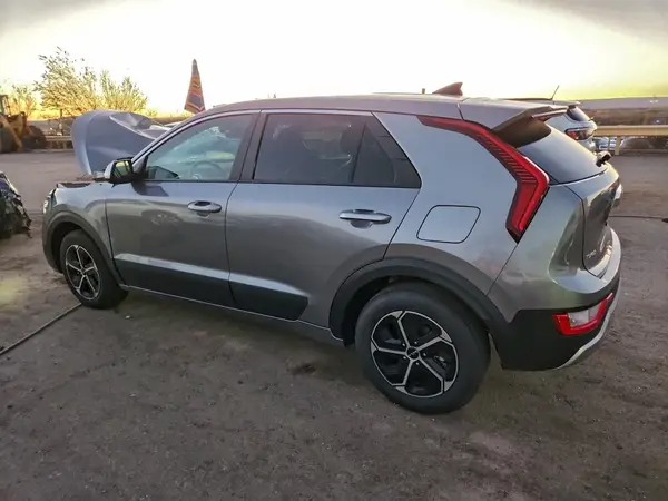 KNDCP3LE7T5319534 2026 KIA NIRO - Image 2