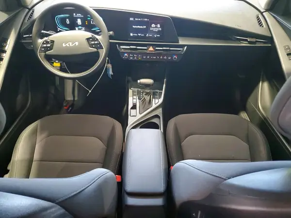 KNDCP3LE7T5338410 2026 KIA NIRO - Image 8