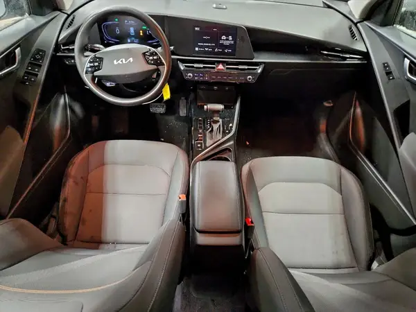 KNDCP3LE8P5070408 2023 KIA NIRO - Image 8