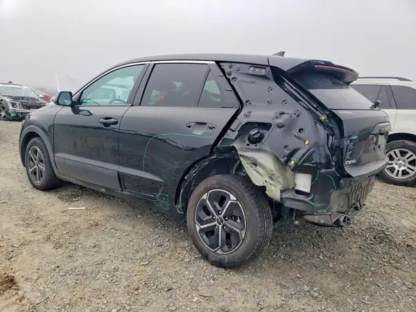 KNDCP3LE8P5116769 2023 KIA NIRO - Image 2