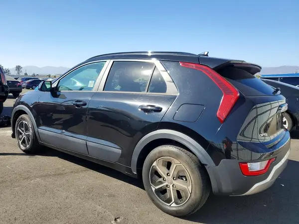 KNDCP3LE8R5128567 2024 KIA NIRO - Image 2