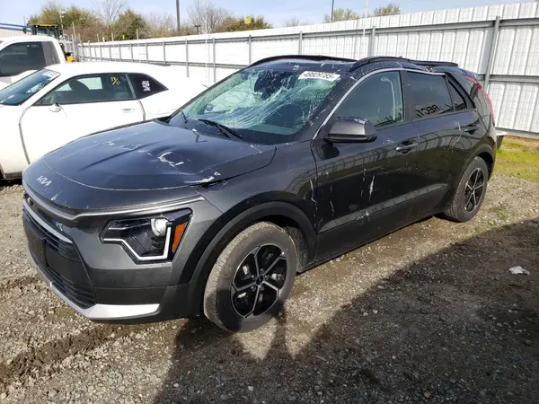 KNDCP3LE8R5179213 2024 KIA NIRO - Image 1
