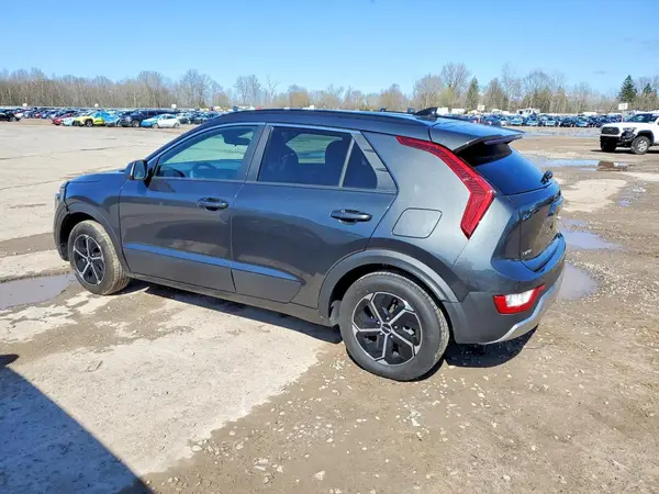 KNDCP3LE8S5234975 2025 KIA NIRO - Image 2