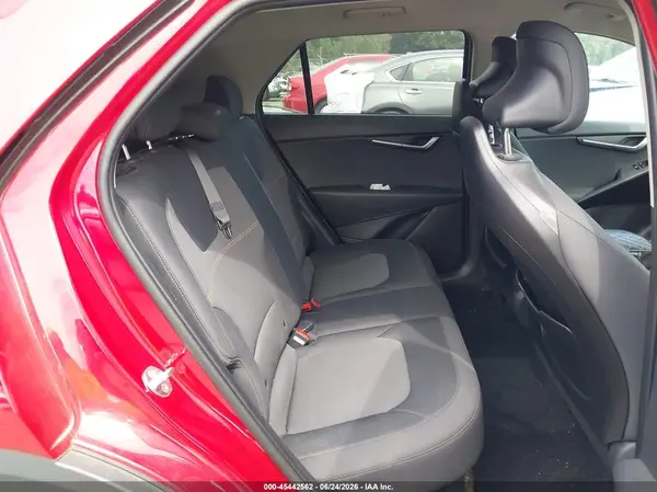 KNDCP3LE8S5248892 2025 KIA NIRO - Image 8