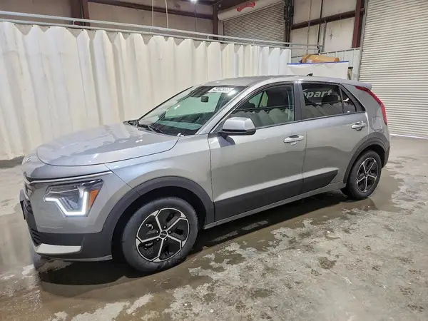 KNDCP3LE8T5318120 2026 KIA NIRO - Image 1