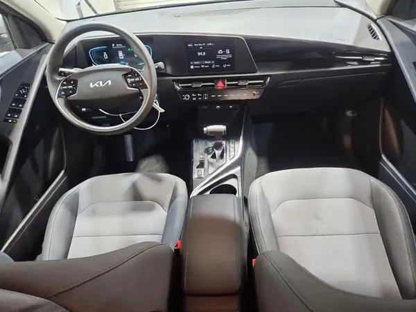 KNDCP3LE8T5318120 2026 KIA NIRO - Image 8