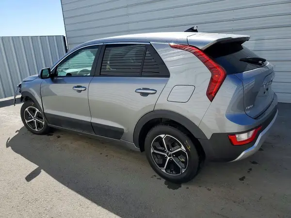 KNDCP3LE8T5344491 2026 KIA NIRO - Image 2