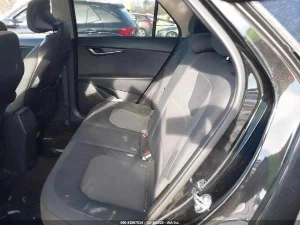 KNDCP3LE9P5088304 2023 KIA NIRO - Image 8