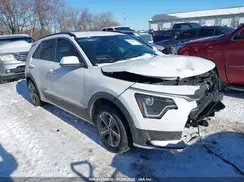 KNDCP3LE9P5088867 2023 KIA NIRO