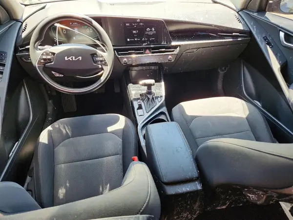 KNDCP3LE9P5099383 2023 KIA NIRO - Image 8