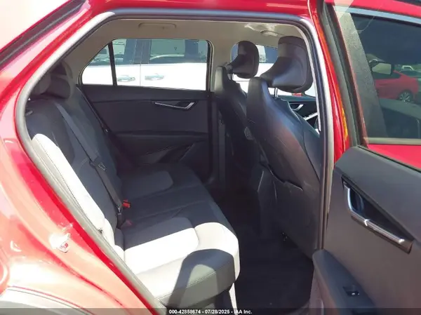 KNDCP3LE9R5170570 2024 KIA NIRO - Image 8