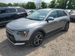 KNDCP3LE9S5230613 2025 KIA NIRO