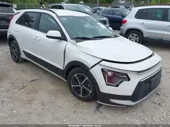 KNDCP3LE9S5231759 2025 KIA NIRO