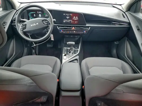 KNDCP3LE9S5304614 2025 KIA NIRO - Image 8