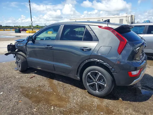 KNDCP3LE9T5329465 2026 KIA NIRO - Image 2