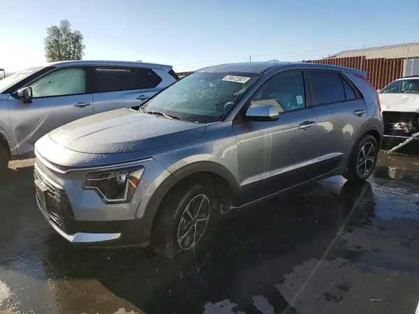 KNDCP3LE9T5345388 2026 KIA NIRO - Image 1