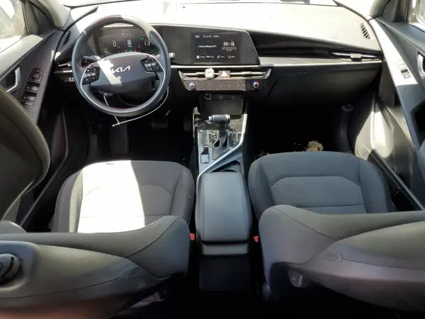 KNDCP3LEXP5081930 2023 KIA NIRO - Image 8